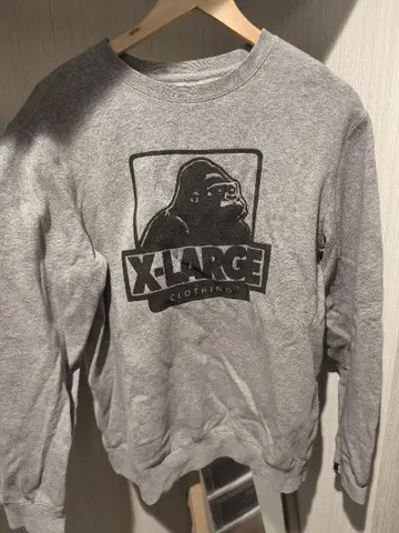 XLARGE 고릴라 로고 크루넥 트레이닝복
