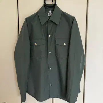 네세서리 오어네세서리 셔츠