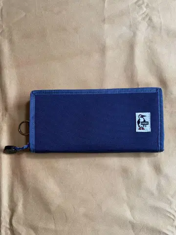 CHUMS 네이비 나일론 장지갑