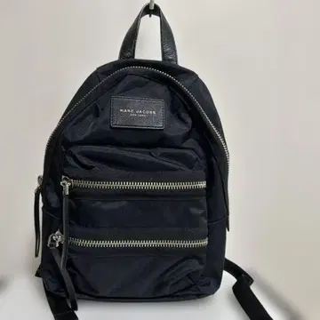 MARC JACOBS 블랙 백팩
