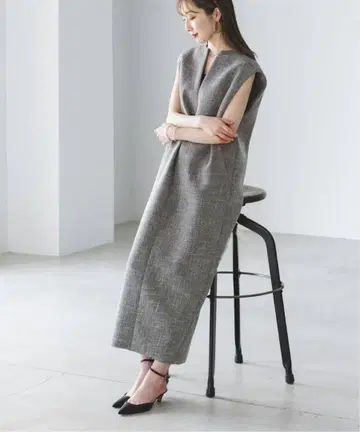 NOBLE 스펀지 본딩 원피스 노블