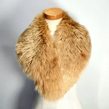 NICHIRO FURS 니치로 퍼 베이지 퍼 넥워머