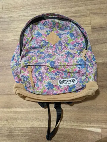 OUTDOOR PRODUCTS 백팩 리버티 꽃무늬