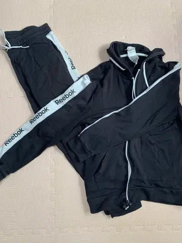 리복 맨투맨 셋업 블랙