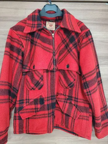 SKOOKUM 울 자켓