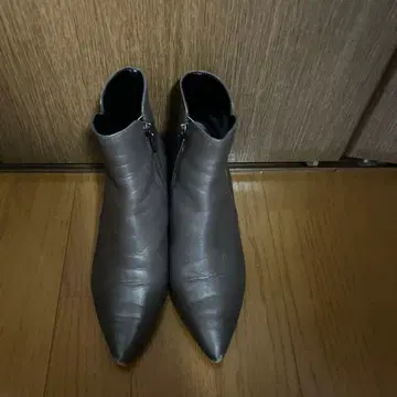 다이애나 다크 브라운 소가죽 부츠