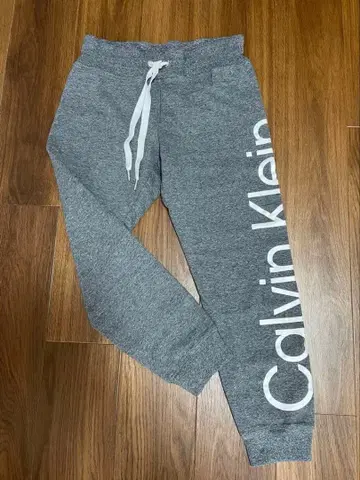 Calvin Klein 그레이 조거 팬츠 M 스웨트 팬츠