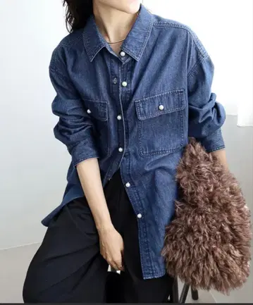 이번 시즌 새상품 르쿨르 블랑 펄 버튼 셔츠