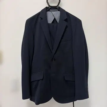 GU 네이비 저지 소재 수트 M 사이즈