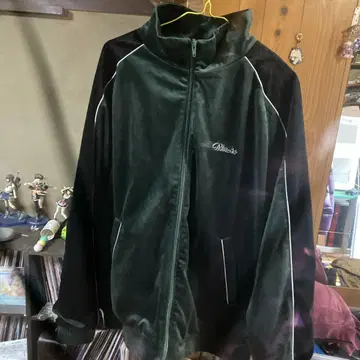 다크 그린 벨벳 저지