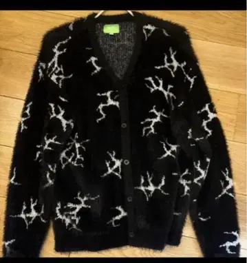 HUF CRACKED 가디건 니트