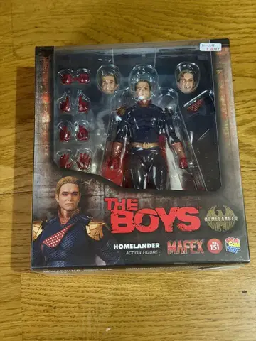 MAFEX 마펙스 HOMELANDER 홈랜더