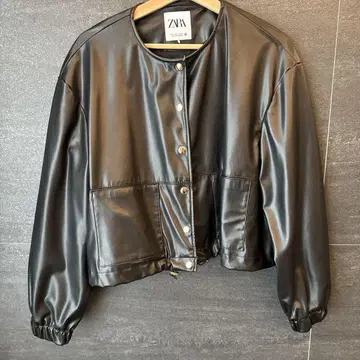 ZARA 블랙 가죽 자켓 EUR 38