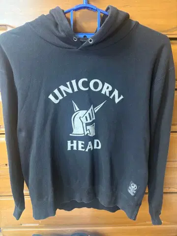 근육맨 로빈 마스크 후드티 (하자품)