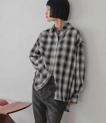 로리즈팜 모듬 체크 BIG 셔츠 블랙 옴브레 체크