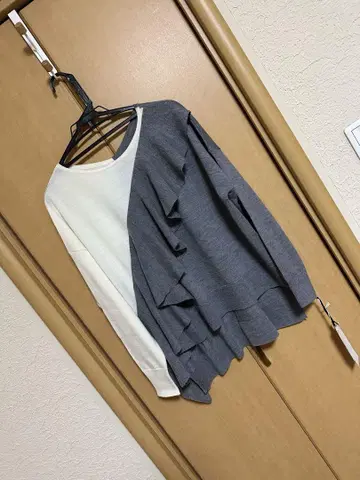 새상품 그레이스 클래스의 아지메 프릴 니트