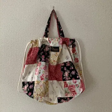 BEAMSBOY 나프탈렌 별주 패치워크 페이턴트 백