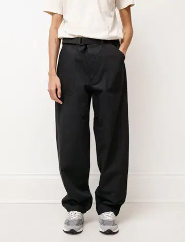 AURALEE HARD TWIST CHINO BELTED PANTS