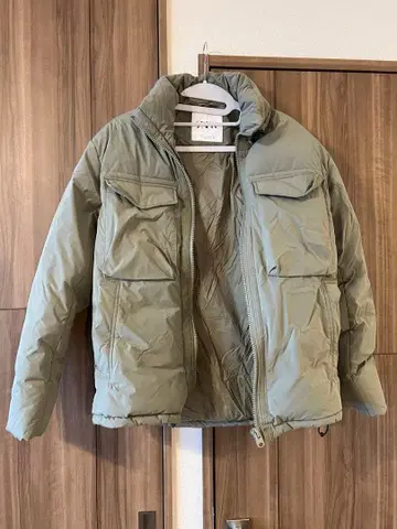 ZARA 올리브 그린 충전솜 다운 자켓