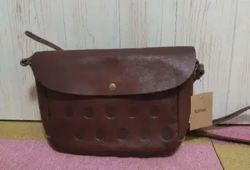 칸미 캔디 브라운 가죽 도트 숄더백
