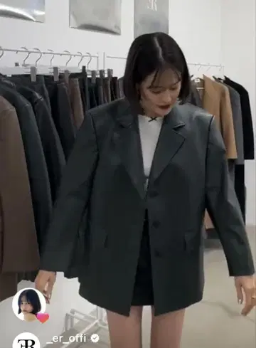 ER /model Emma 페이크 가죽 자켓 [ Green ]
