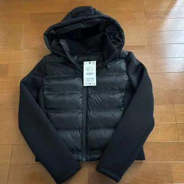ZARA 블랙 다운 자켓 S