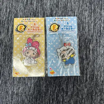 산리오 아크릴 키링 2개 세트