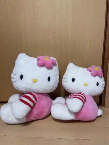 헬로키티 봉제 인형 2체 세트