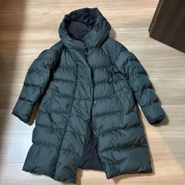 에이글 AIGLE 블랙 다크 그린 리버서블 후드 부착 다운 롱 코트