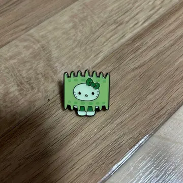 헬로키티 일본관 핑배지