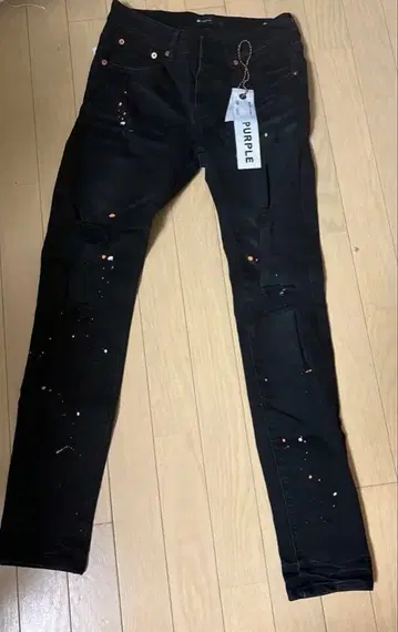 PURPLE 데미지 가공 블랙 데님 팬츠 28인치