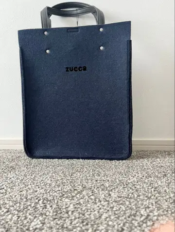 ZUCCA 네이비 토트백 미사용 새상품 자택 보관
