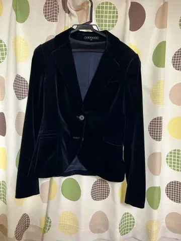 새상품급 띠어리 theory 네이비 벨벳 자켓 사이즈 2