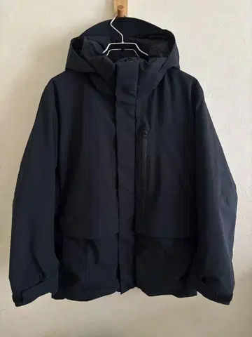 [ 고품질 ] UNIQLO 유니클로 하이브리드 다운 후드티 블랙 M