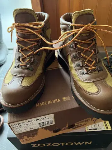 DANNER FEATHER LIGHT REVIVAL 다너 리바이벌