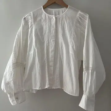 카구레 코튼 핀턱 레이스 블라우스