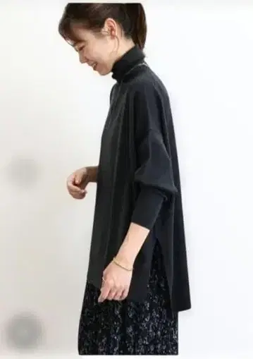 새상품 저널 스탠다드 리룸 Biella Yarn 와이드 터틀