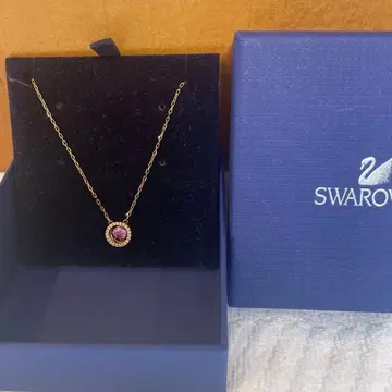 Swarovski 핑크 크리스탈 목걸이