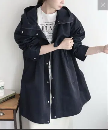 FREADY & GLOSTER 나일론 미디 기장 후드 블루종