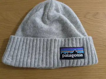 patagonia 파타고니아 니트 모자 그레이 로고
