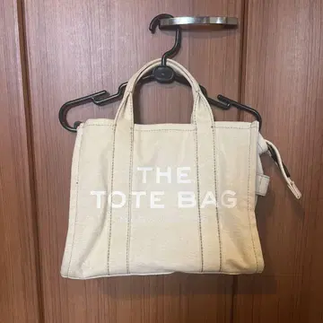 MARC JACOBS THE TOTE BAG