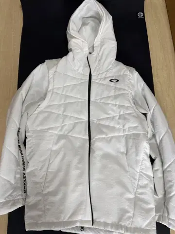 OAKLEY 후드 부착 자켓