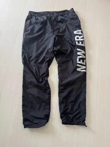 NEW ERA 나일론 팬츠 블랙