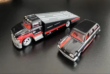 Team Transport '69 닛산 스카이라인 밴