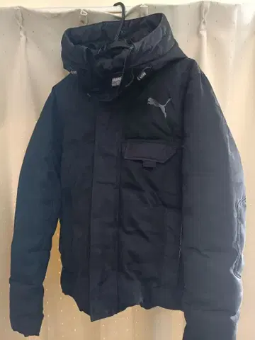 PUMA 후드 부착 다운 자켓 S 블랙 카모 육후