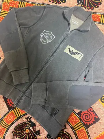 엠포리오 아르마니/EMPORIO ARMANI/레어템! XL 사이즈!
