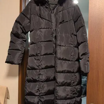 Luxuefili 블랙 다운 자켓