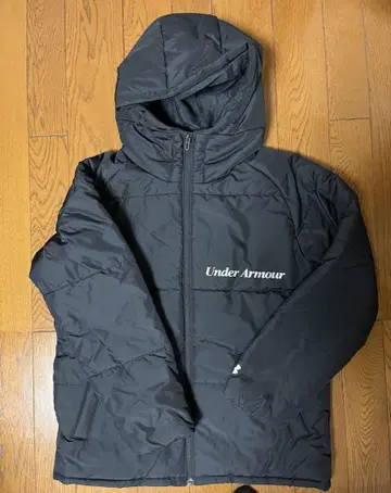언더아머 블랙 다운 자켓