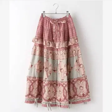 가격 대폭 인하 pinkhouse 장미 무늬 프린트 패치워크 스커트