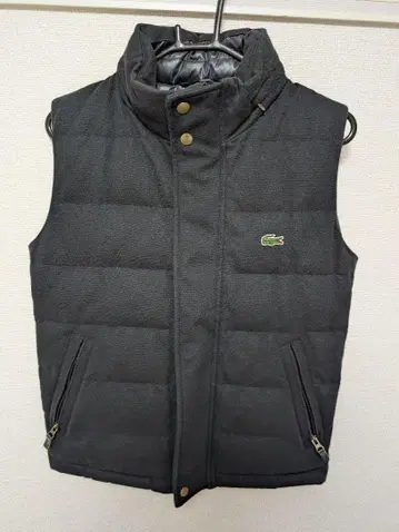 Lacoste 블랙 퀼팅 베스트